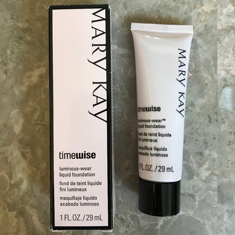 Mary Kay Liquid Foundation Normal -Dry Skin New